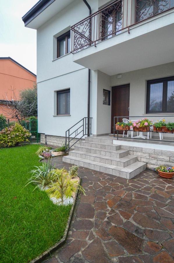 Casa Vacanze Nonno Asterio Monfalcone Buitenkant foto