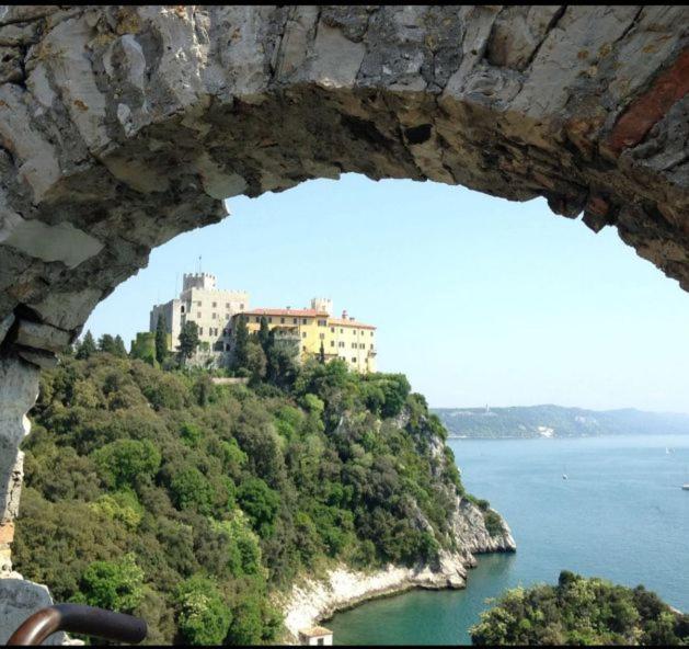 Casa Vacanze Nonno Asterio Monfalcone Buitenkant foto